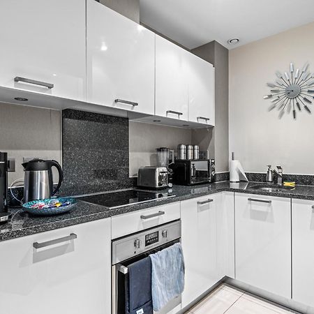 Londwell, Chelsea Living, Central Flat With Balcony Лондон Екстериор снимка