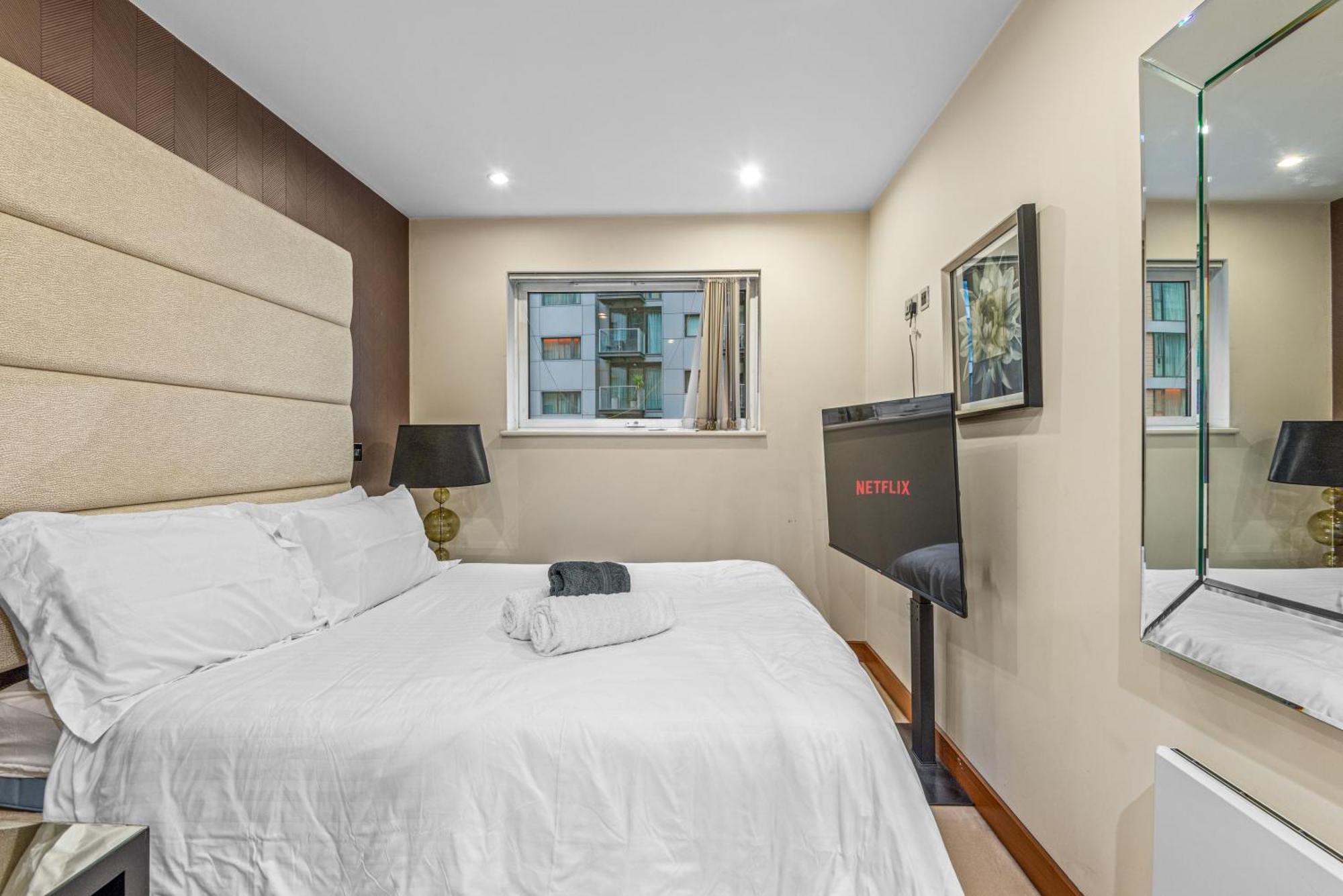 Londwell, Chelsea Living, Central Flat With Balcony Лондон Екстериор снимка